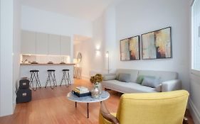 Liiiving in Porto | Aliados Luxury Apartments